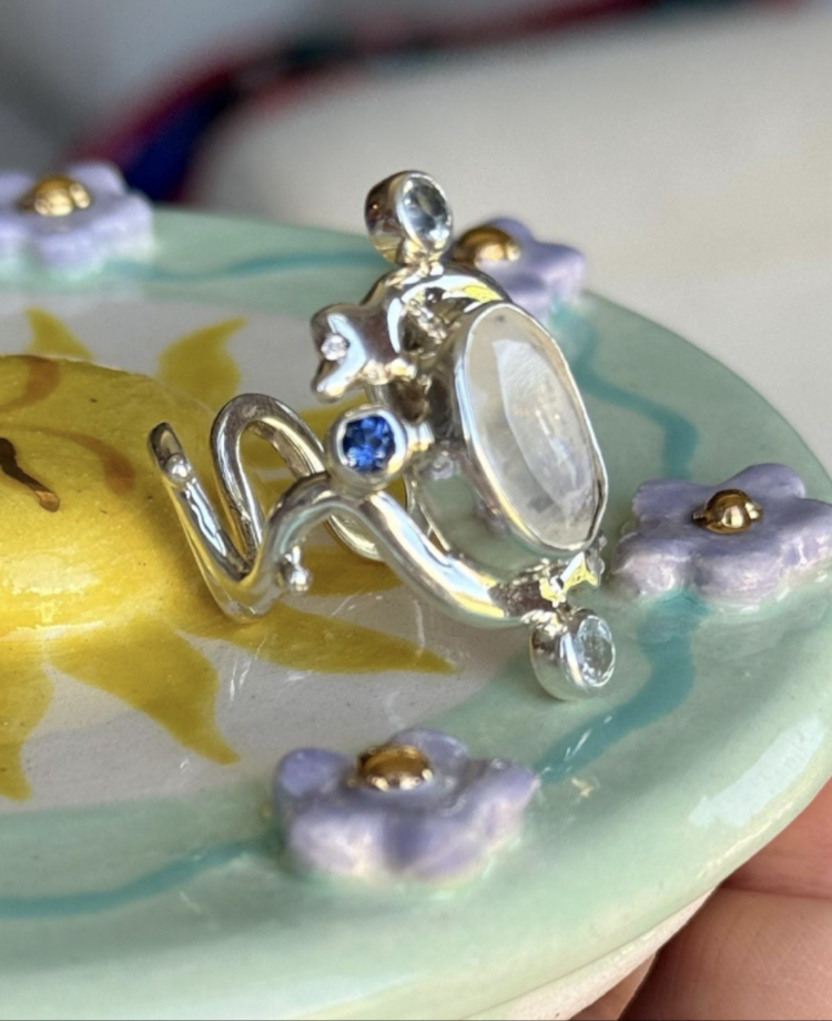 Moonstone sapphire snake yüzük