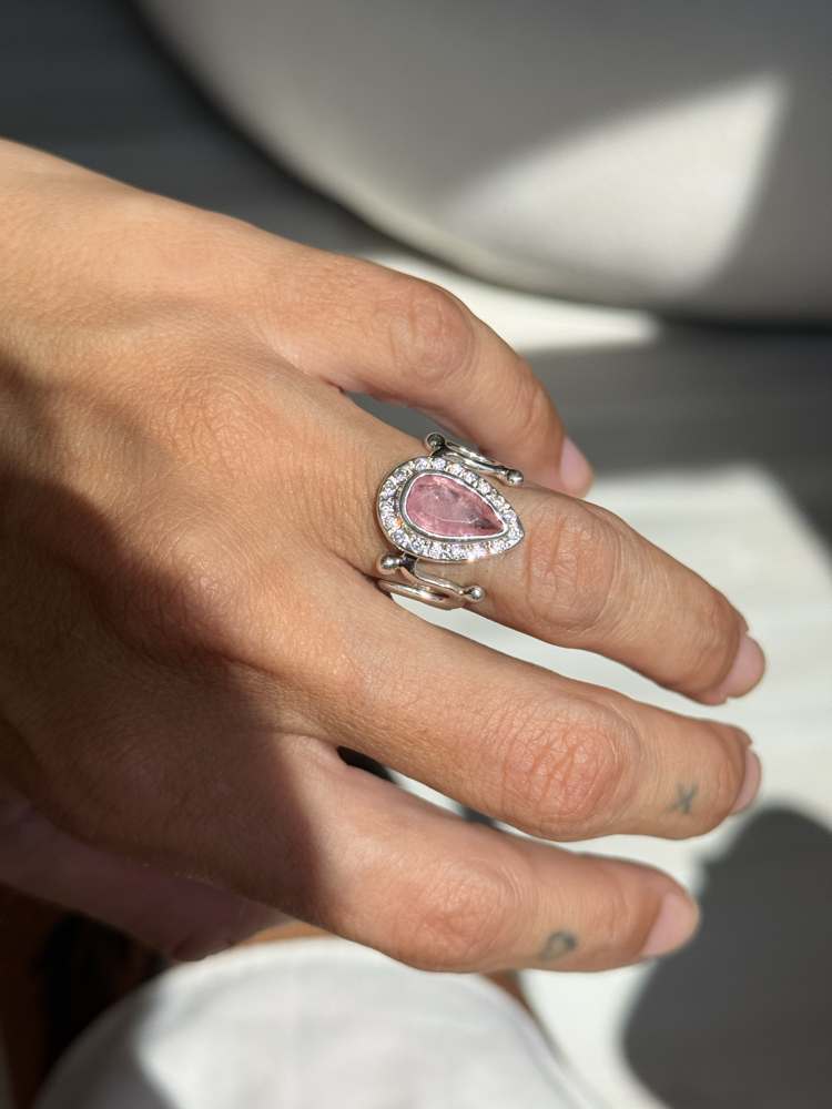 Lab made pink tourmaline sarmal yüzük
