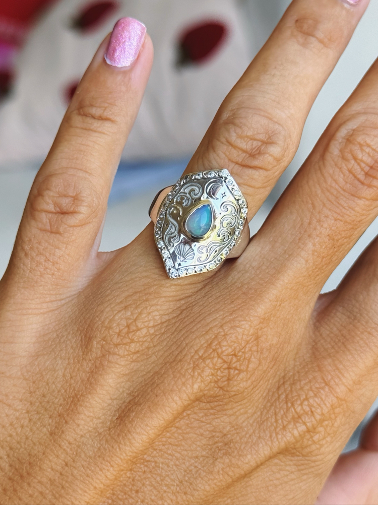 Opal shield yüzük