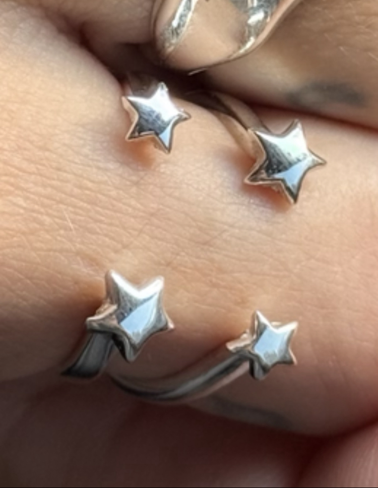 Stars Around You yüzük