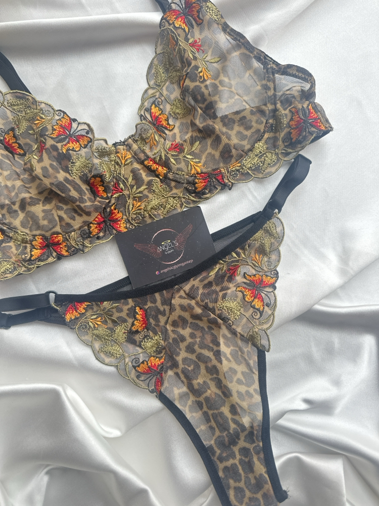Kelebekli bralet takım