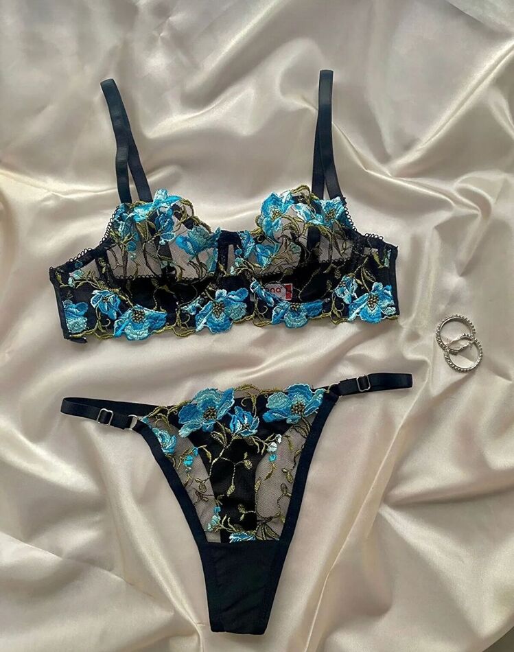 Mavi Çiçekli Bralet Takım