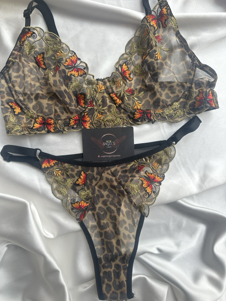 Kelebekli bralet takım