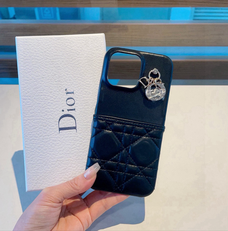 ♥️️ Yüksek Kaliteli, Tam Set Dior Telefon Kılıfı. Dior Metal Kolye Ucuyla 