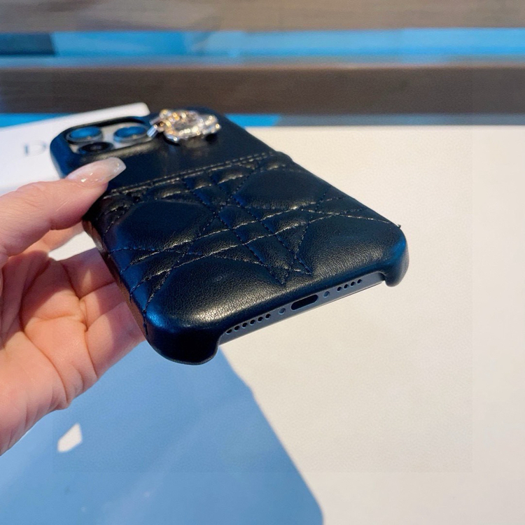 ♥️️ Yüksek Kaliteli, Tam Set Dior Telefon Kılıfı. Dior Metal Kolye Ucuyla 
