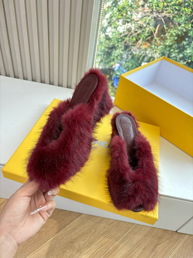 Fendi  süper lüks yüksek topuklu retro peep-toe terlikleri