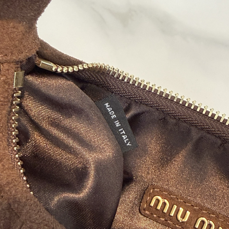 Miu Wander Hobo Çanta