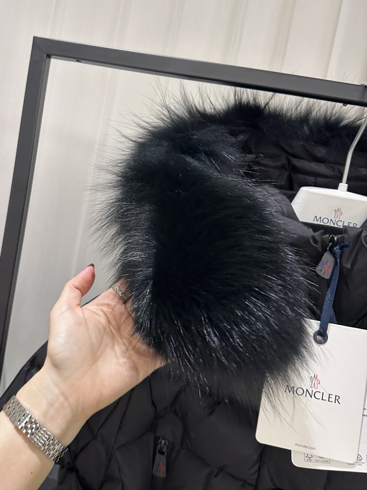 Moncler Beverley Kadın Lüks Outdoor Serisi Kuş Tüyü Ceket