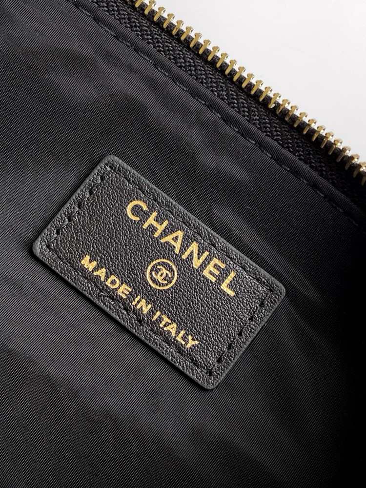 Chanel 25N Ski Capsule Yıldız Detaylı Mini Omuz Çantası