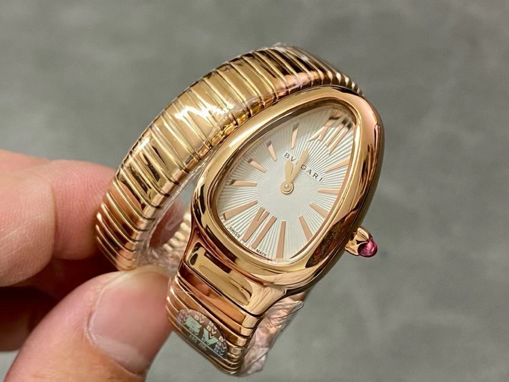 BVLGARI SERPENTI Saat