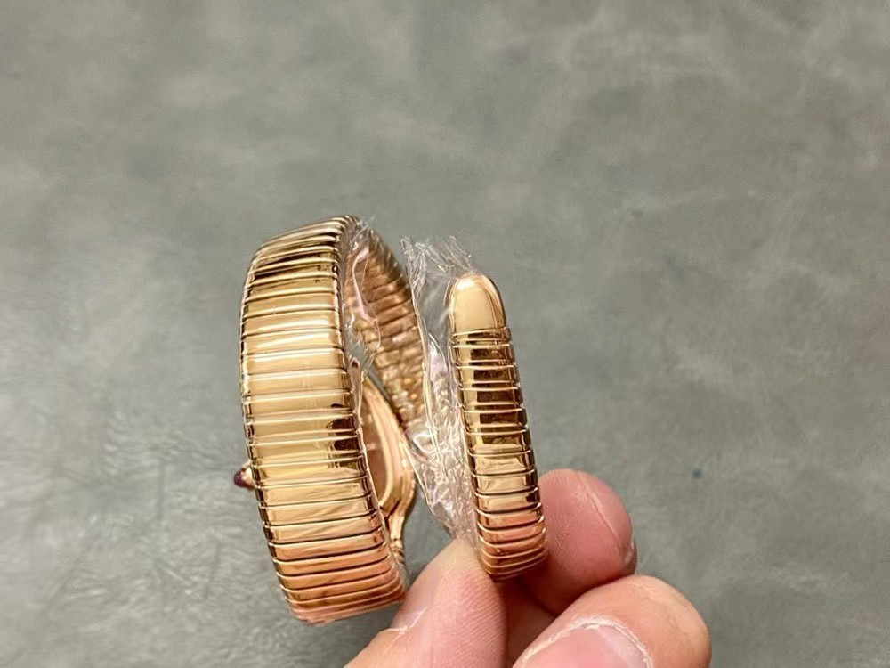 BVLGARI SERPENTI Saat
