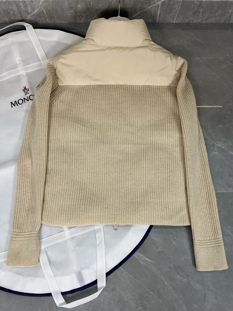 Moncler'in şişme mont 
