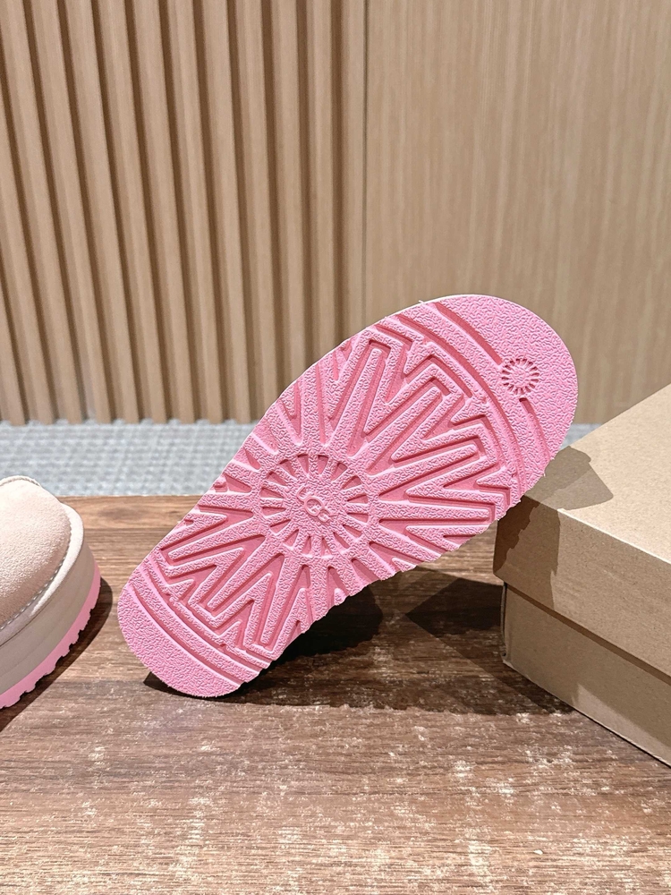 UGG platform bot