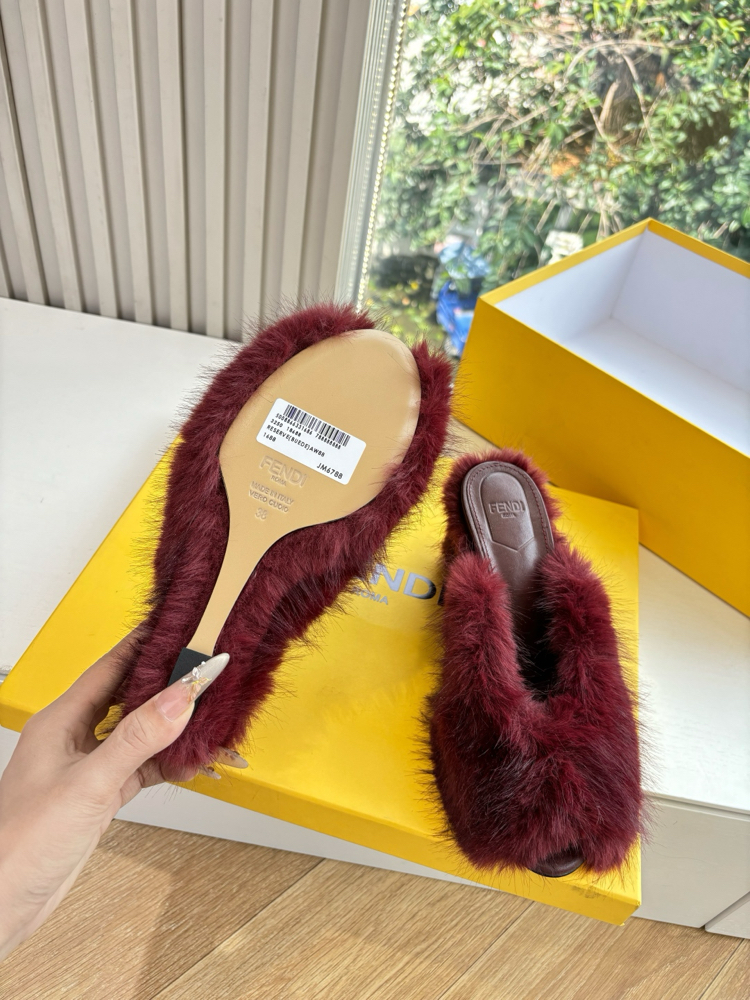 Fendi  süper lüks yüksek topuklu retro peep-toe terlikleri