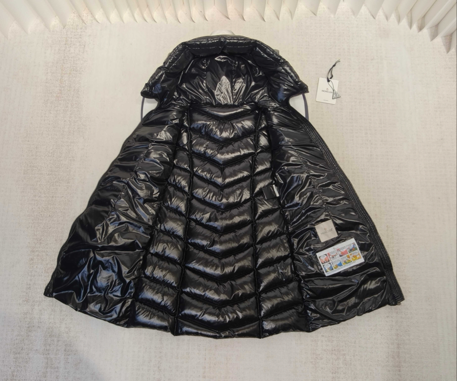 MONCLER MARUS – KADIN UZUN KAPÜŞONLU KAZ TÜYÜ MONT