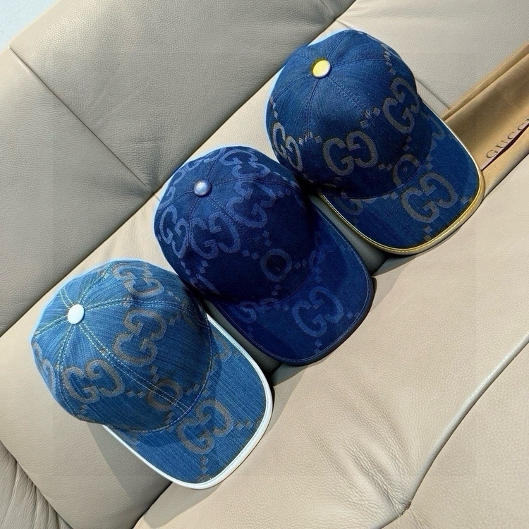 Gucci Monogram Beyzbol Şapkaları