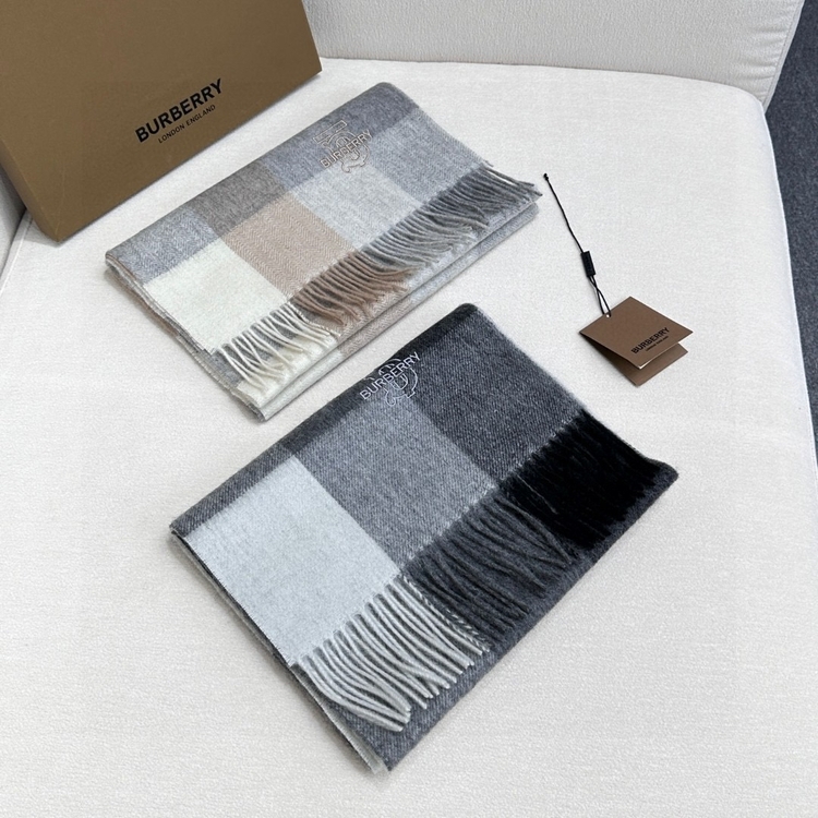 Burberry Check Desenli Şal/Fular 