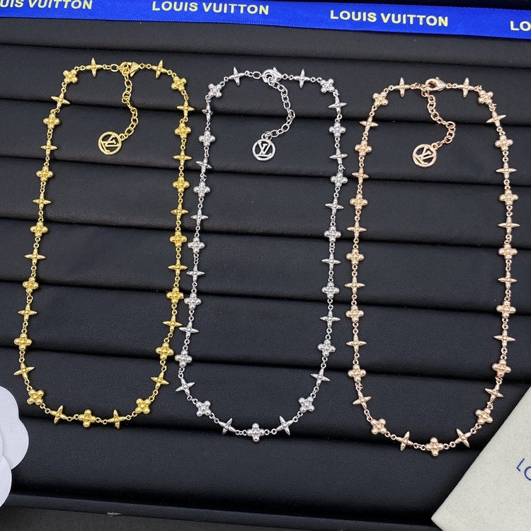 Louis Vuitton Kolye