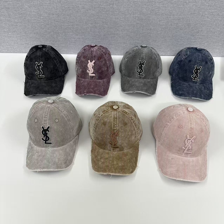 YSL Vintage Corduroy Şapka Koleksiyonu
