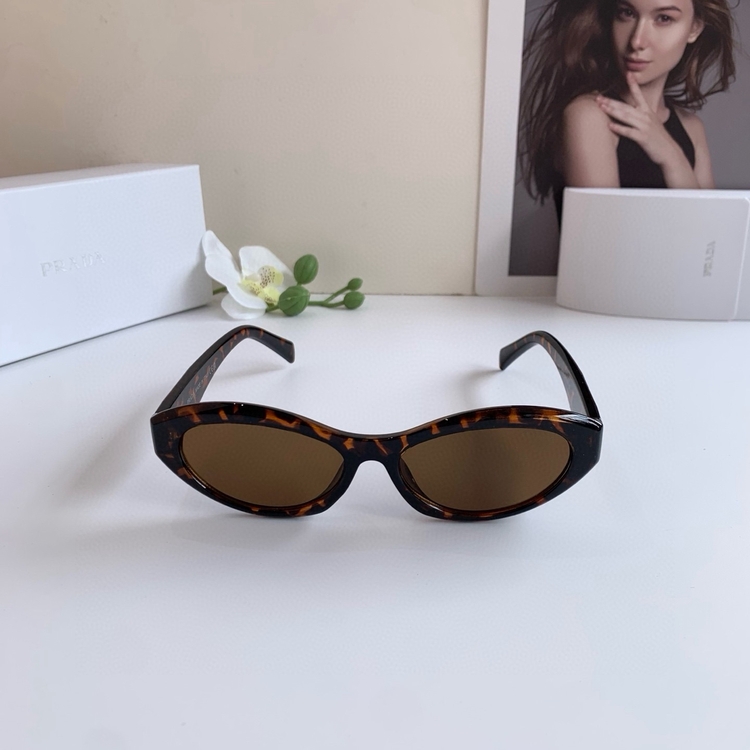 Prada Tortoiseshell Güneş Gözlüğü