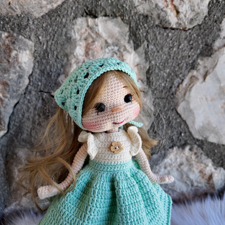mint yeşil Amigurumi bebek