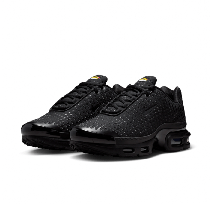 NİKE AİR MAX PLUS TN 7 TRİPLE BLACK