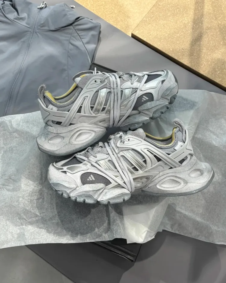 ADIDAS VENTO XLG RUNNER DELUXE GREY