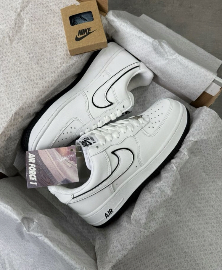 NİKE AIR FORCE 1 LOW WHİTE BLACK GÜM