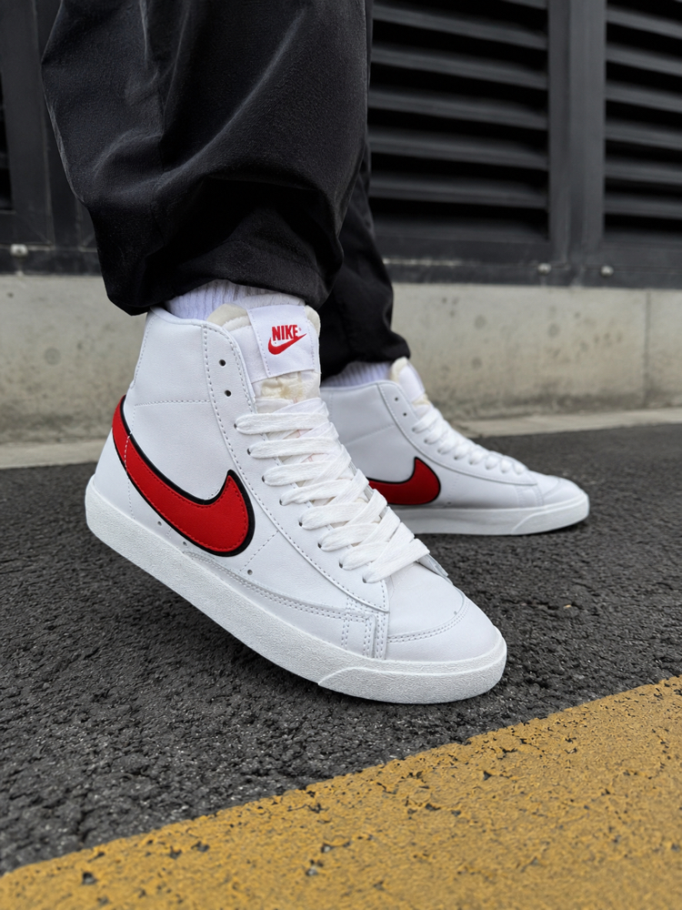 NİKE BLAZER MİD 77 WHİTE CREAM RED