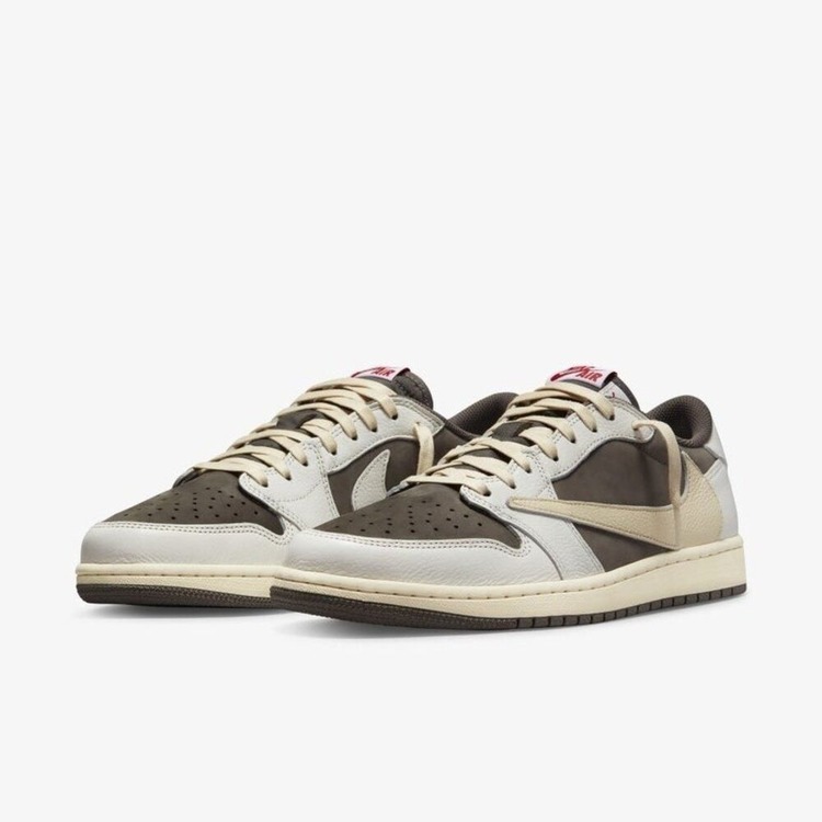 NİKE AİR JORDAN 1 LOW X TRAVİS SCOTT REVERSE MOCHA