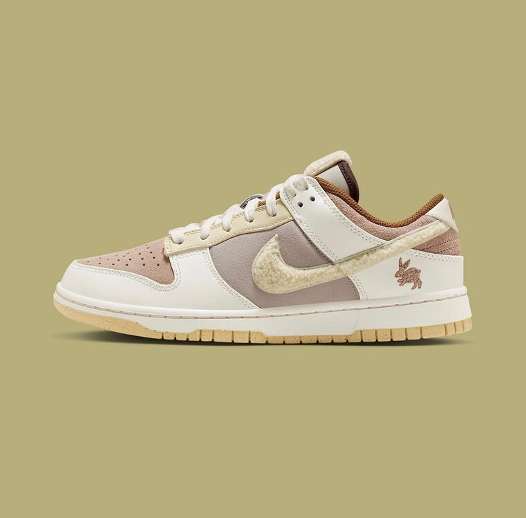 NİKE SB DUNK LOW YEAR OF THE RABBİT
