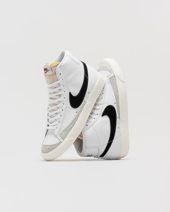 NİKE BLAZER MİD 77 VİNTAGE WHİTE BLACK