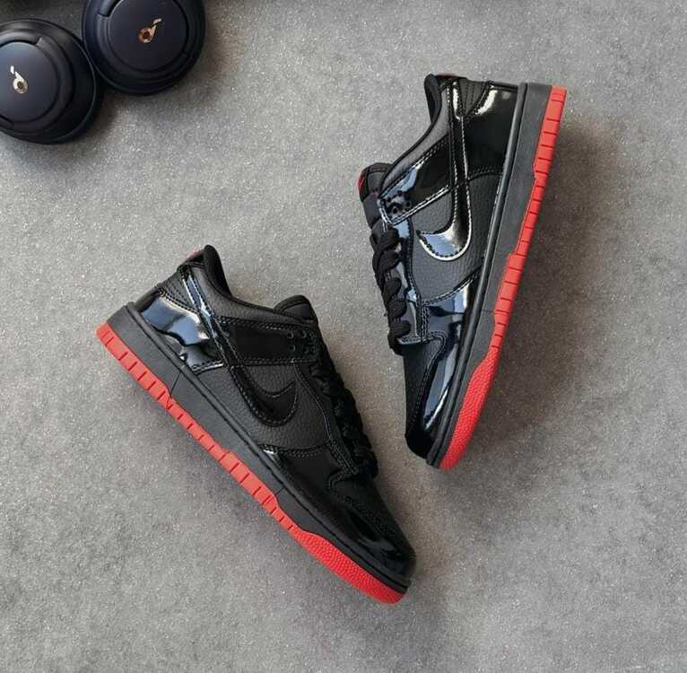 NİKE DUNK LOW BLACK RED