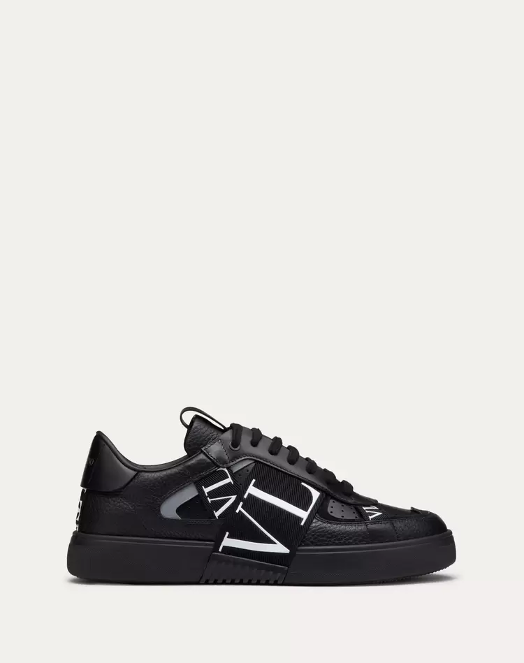VALENTİNO GARAVANİ VL7N BLACK