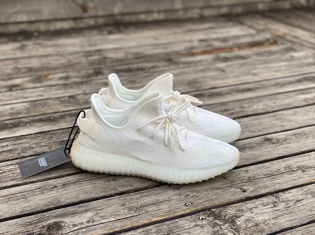 ADİDAS YEEZY BOOST 350 TRİPLE WHİTE