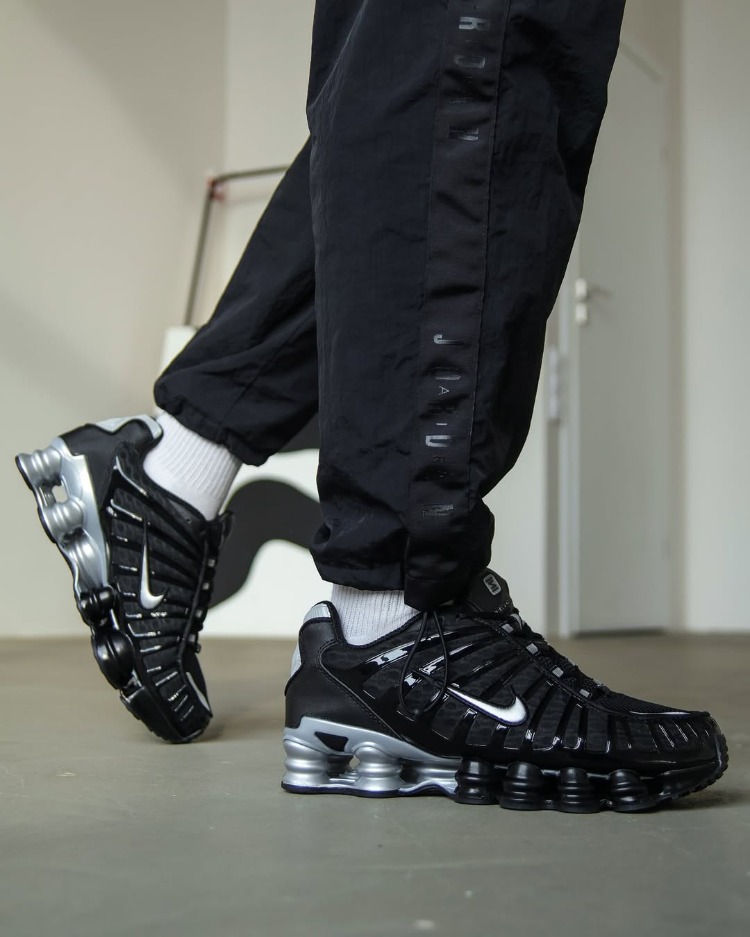 NİKE SHOX TL BLACK SİLVER