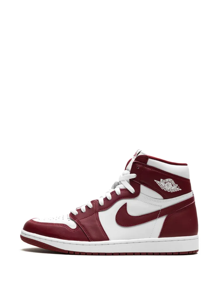 NİKE AİR JORDAN 1 RETRO HİGH OG TEAM RED