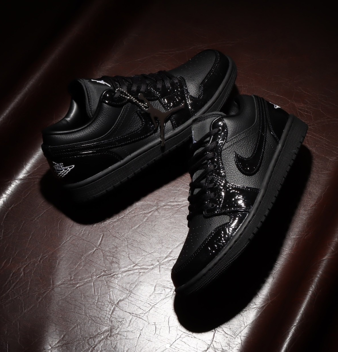 NİKE AİR JORDAN 1 LOW SE BLACK PATENET