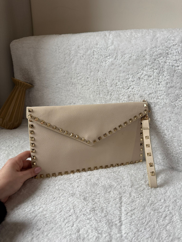 Valentino Clutch