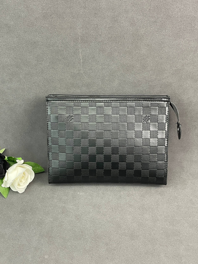 Louis Vuitton Paris Clutch