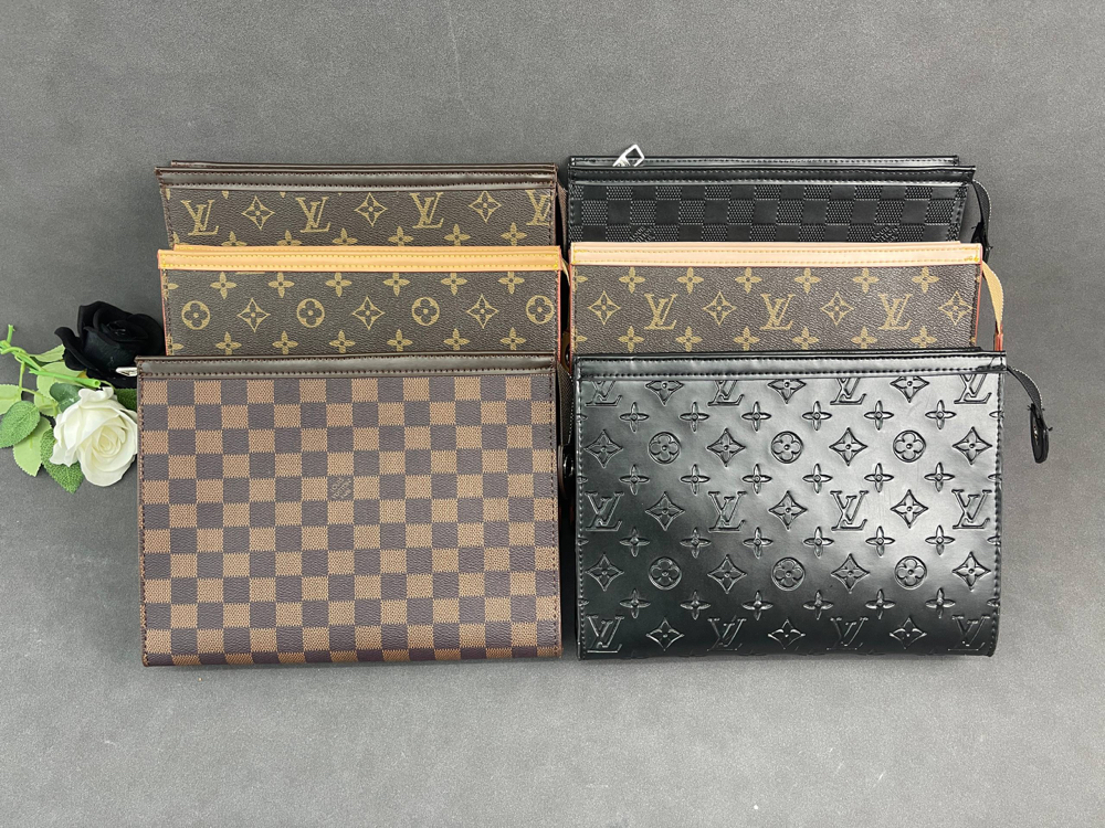 Louis Vuitton Paris Clutch