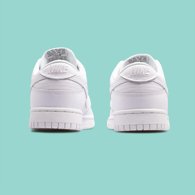 Nike SB Dunk Low Triple White
