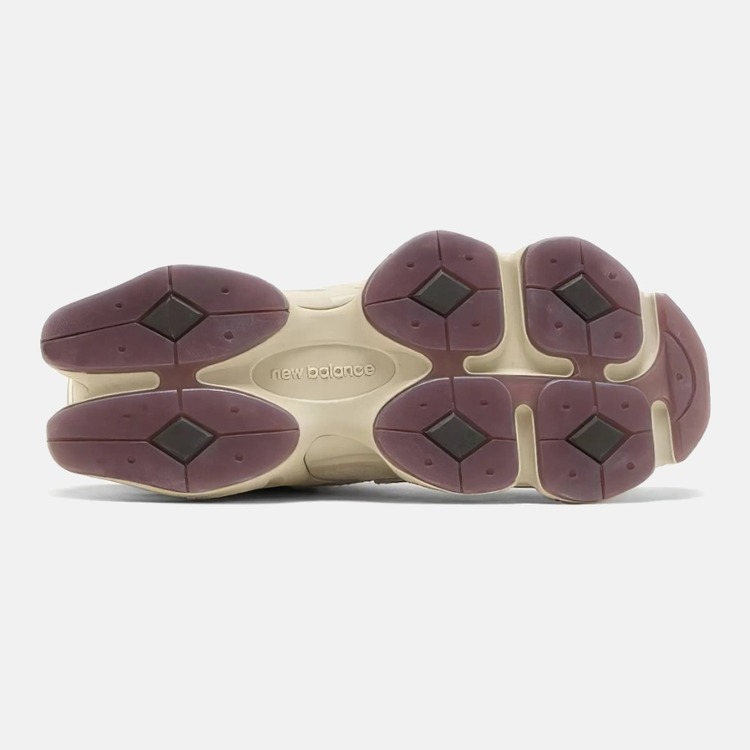 New Balance x Sydney McLaughlin 9060 Linen/Stoneware/Licorice