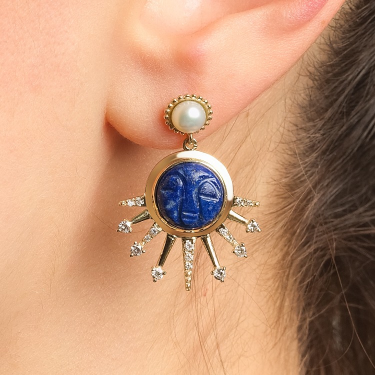8 Ayar Altın Ay Yüzlü Lapis Lazuli, Pırlanta ve İnci Detaylı Küpe - Luna Kiss Koleksiyonu