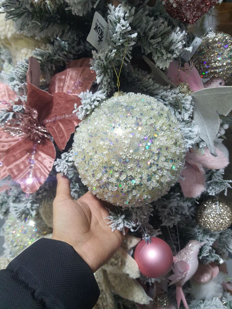 Yılbaşı  Topu 15 cm Simli Pullu Buzlu Beyaz