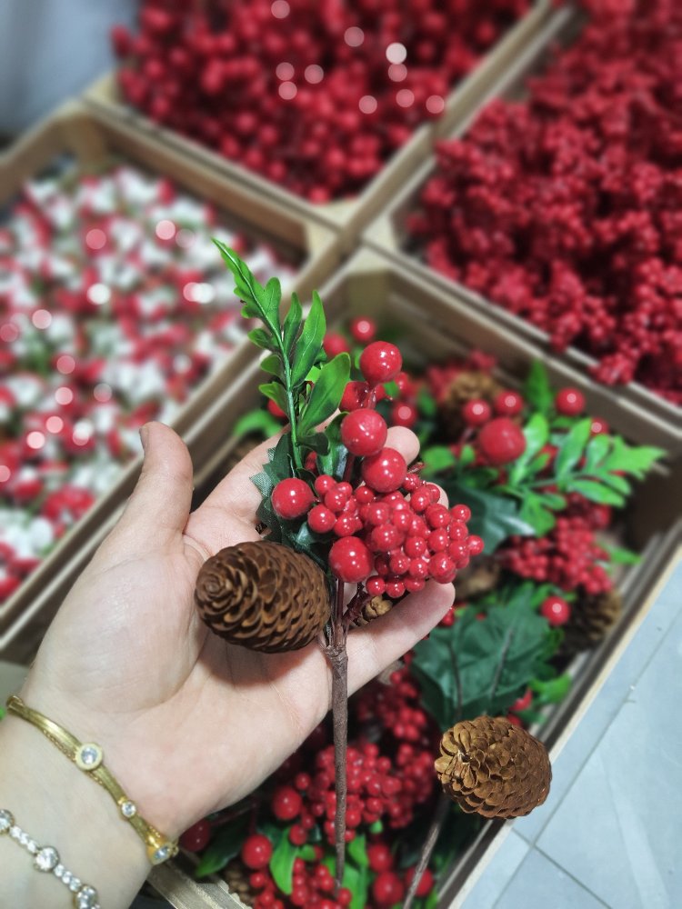 Kozalakli Berry Stiker 1 Adet 