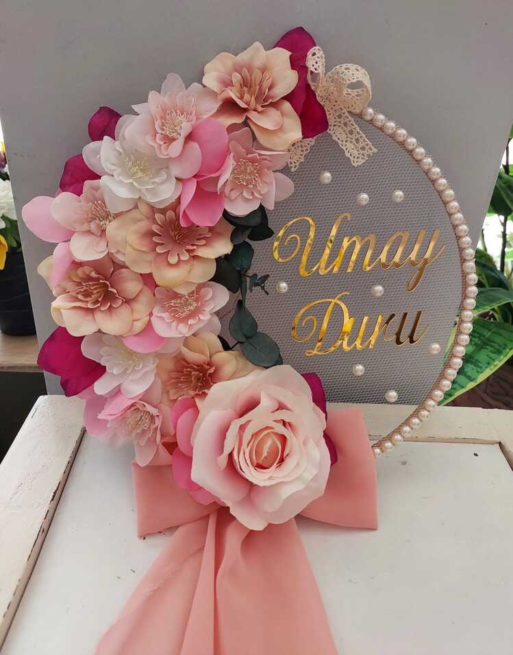 Kasnaklı Pembe Bebek Kapı Süsü