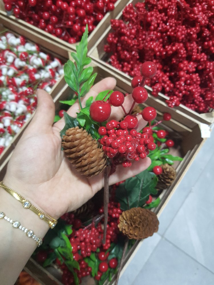 Kozalakli Berry Stiker 1 Adet 