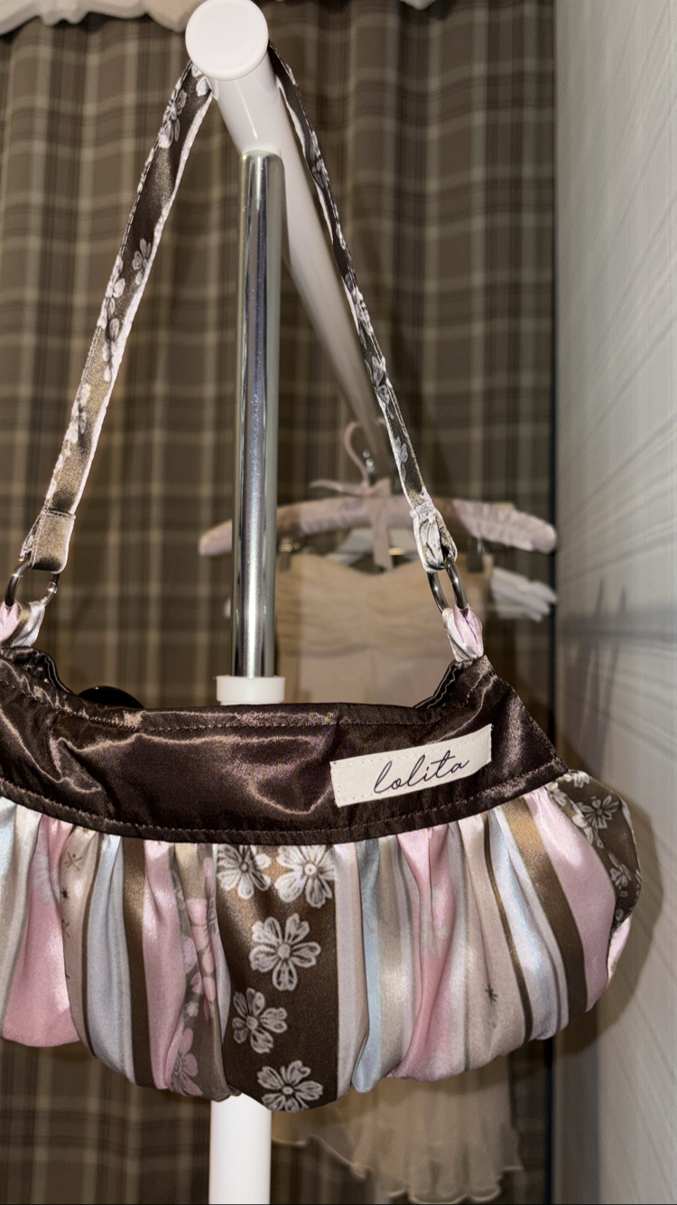 Cocoa Blossom Button Bag