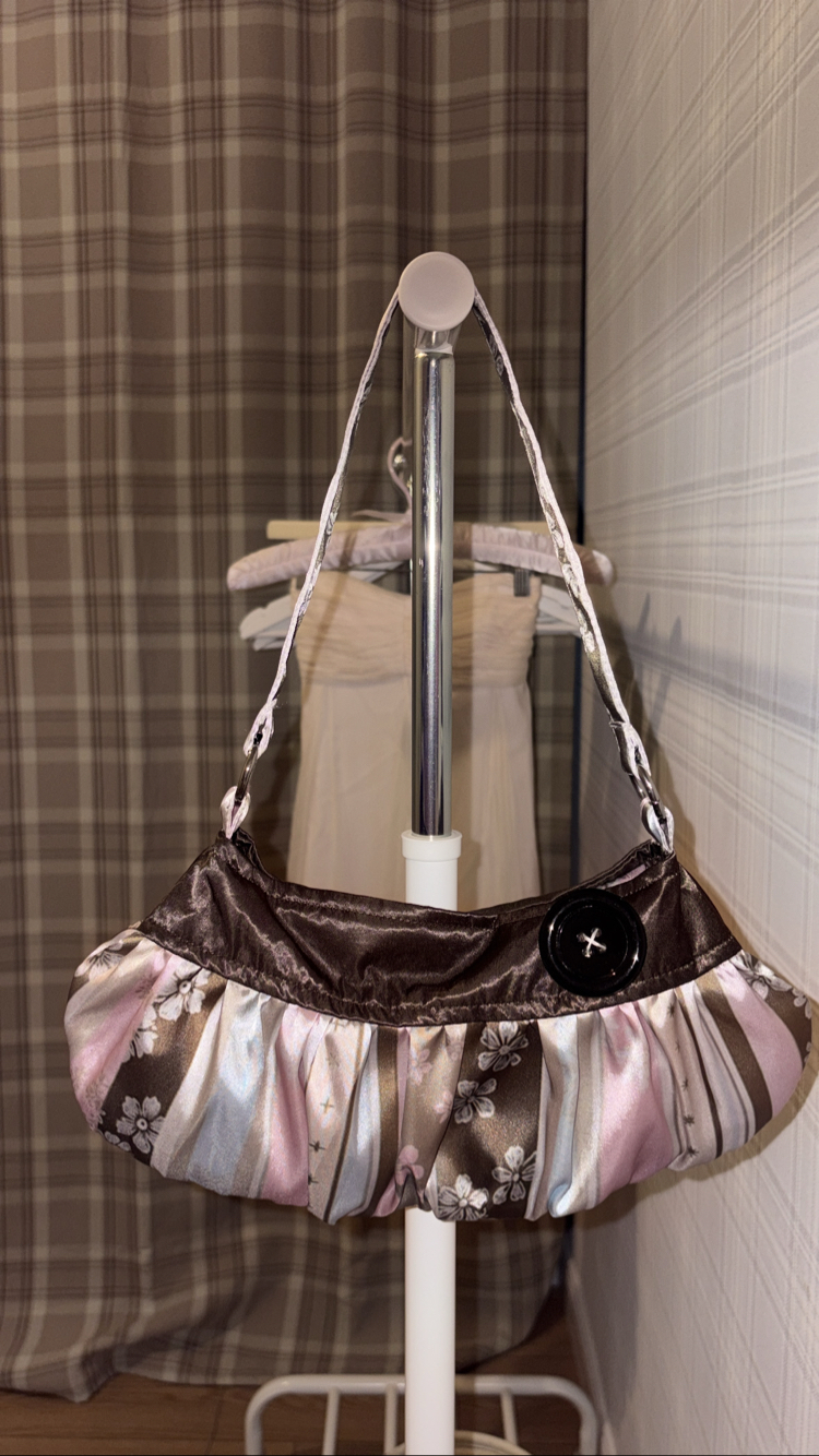 Cocoa Blossom Button Bag